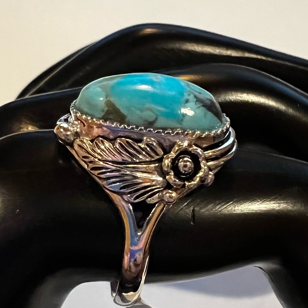 Turquoise & Sterling Silver Floral Ring - Picture 2 of 5